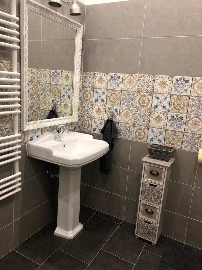 Апартаменты Katus Apartman Эгер Экстерьер фото