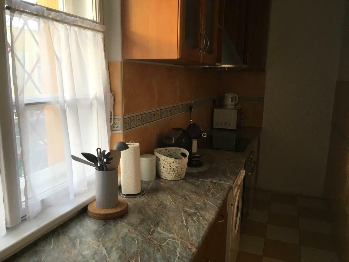 Апартаменты Katus Apartman Эгер Экстерьер фото