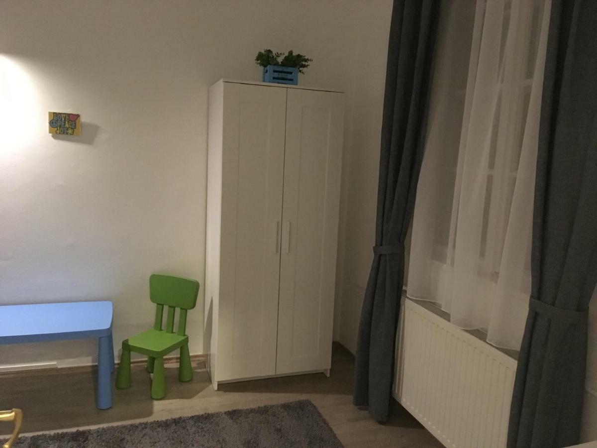 Апартаменты Katus Apartman Эгер Экстерьер фото