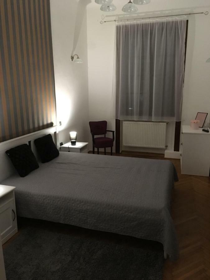 Апартаменты Katus Apartman Эгер Экстерьер фото